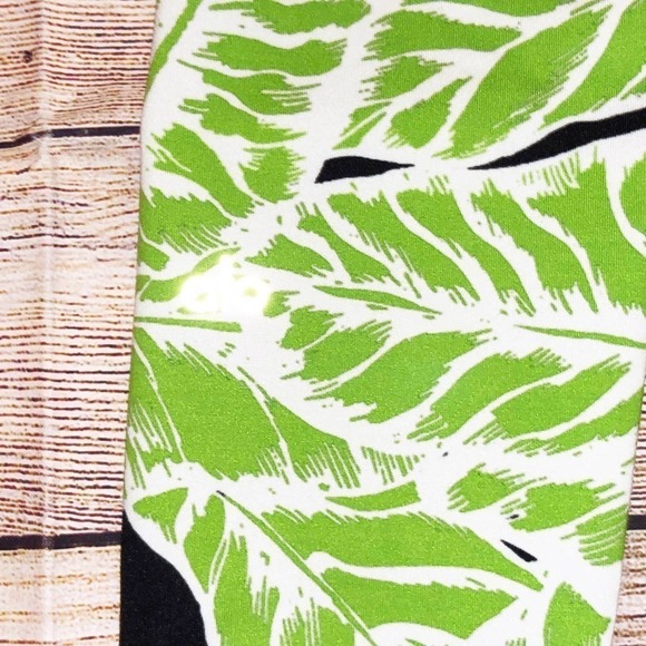 ALO green and white palm leaf leggings  Size S - Picture 3 of 9